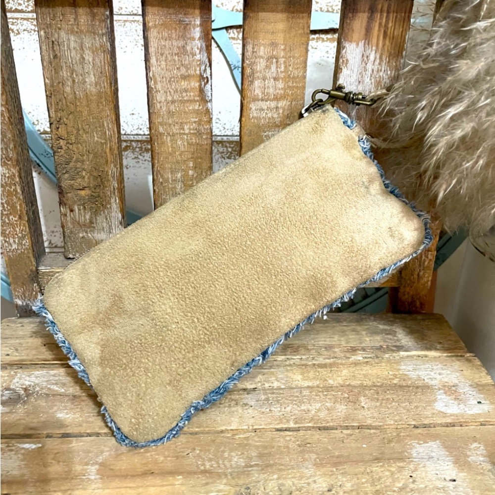 Wilsons Genuine Leather Suede Zipper Pouch Wristlet NWD! - Picture 1 of 4